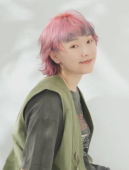 ハイトーンウルフボブ