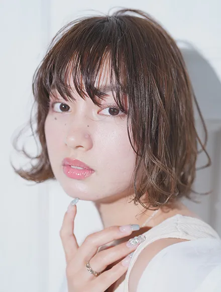 アッシュベージュボブ